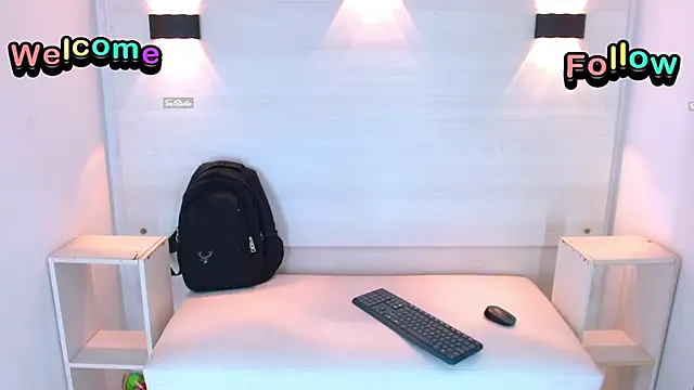 Snapshot of jeic_18 chatting on September 9, 2025, 5:33 pm jeic 18 online show from September 9, 2025, 5:33 pm