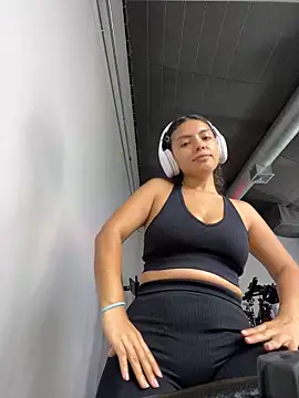 Nathcurly  online show from February 19, 2025, 3:06 am