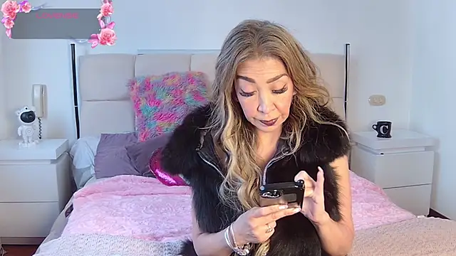 EvelinaGrey online show from October 7, 2025, 2:29 pm