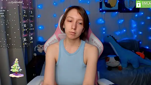 Snapshot of LeahGottty chatting on December 17, 2024, 2:44 pm LeahGottty online show from December 17, 2024, 2:44 pm