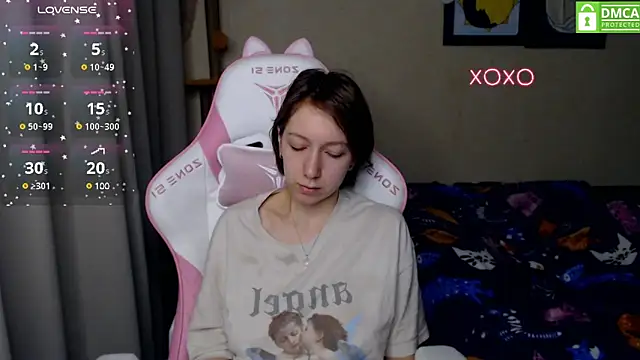 Snapshot of LeahGottty chatting on December 5, 2024, 2:28 pm LeahGottty online show from December 5, 2024, 2:28 pm