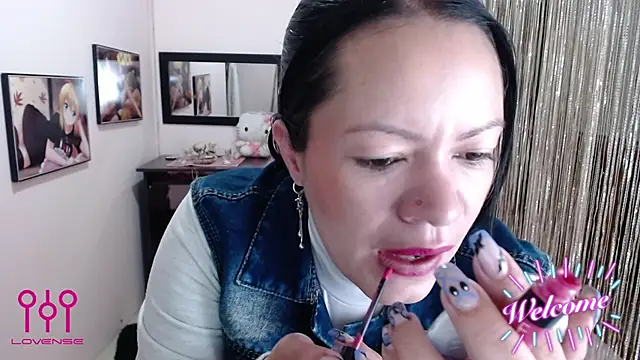 Snapshot of Cristal_w chatting on October 3, 2025, 12:50 pm Cristal w online show from October 3, 2025, 12:50 pm