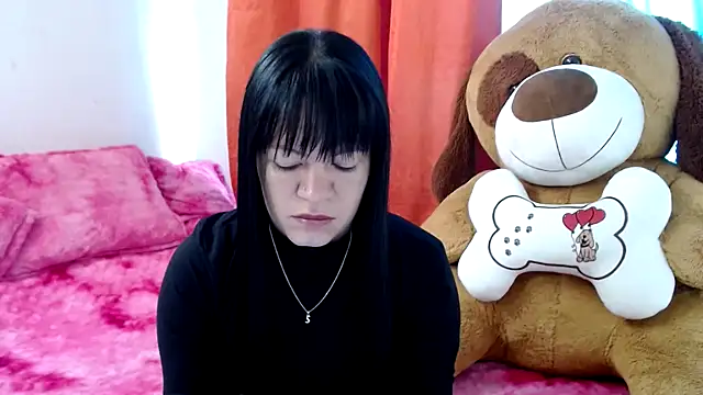 Snapshot of Cristal_w chatting on March 10, 2026, 4:00 pm Cristal w online show from March 10, 2026, 4:00 pm