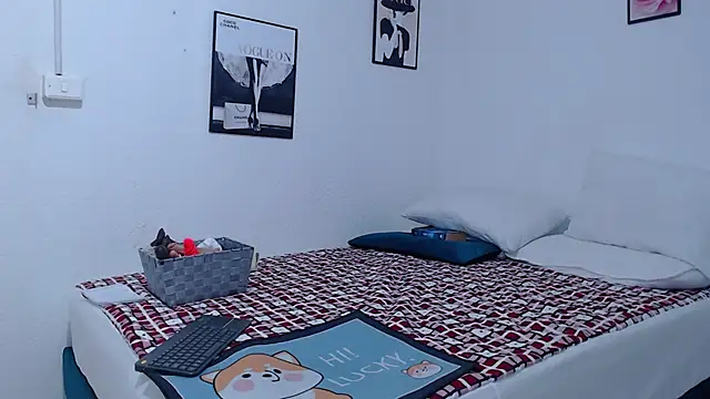 ClayrRosse online show from March 20, 2026, 12:33 am