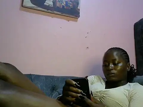 slender-qwene online show from January 18, 2026, 3:26 pm