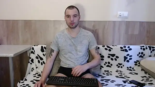 28nick28 online show from March 19, 2025, 12:23 pm