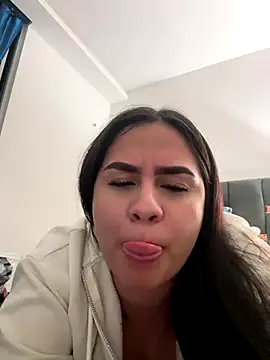 KattyPortman online show from October 24, 2025, 4:11 am