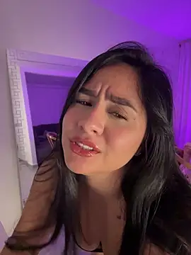 KattyPortman online show from March 18, 2026, 12:14 am