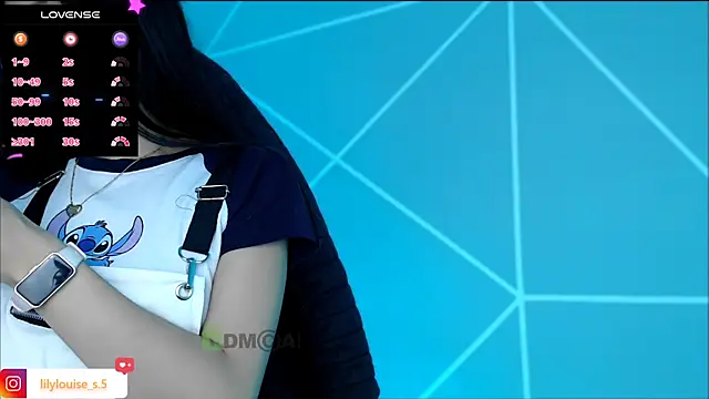 lilylouisee online show from February 13, 2026, 10:10 pm