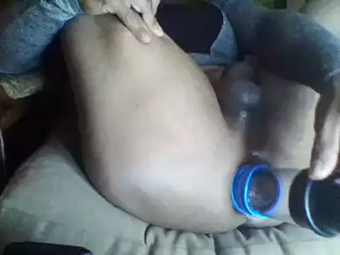 SissyChulo online show from April 20, 2026, 10:40 am