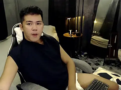 Snapshot of xgregor07 chatting on October 11, 2025, 3:24 pm xgregor07 online show from October 11, 2025, 3:24 pm
