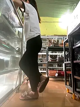 Rosa 998 online show from November 17, 2025, 1:42 am