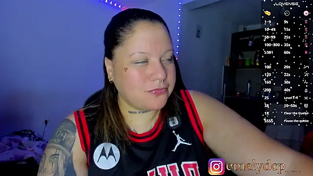 mariana maze online show from April 9, 2026, 5:20 am