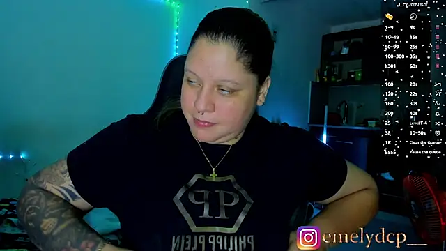 Snapshot of mariana_maze chatting on June 18, 2026, 5:06 am mariana maze online show from June 18, 2026, 5:06 am