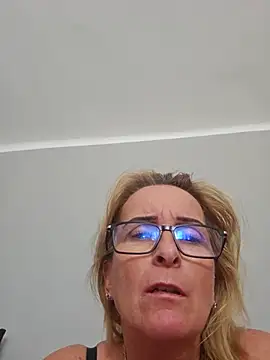 Snapshot of Steffi45 chatting on July 20, 2026, 1:46 pm Steffi45 online show from July 20, 2026, 1:46 pm