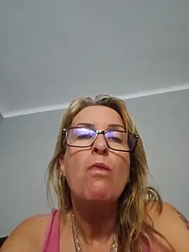 Snapshot of Steffi45 chatting on July 17, 2026, 5:26 am Steffi45 online show from July 17, 2026, 5:26 am