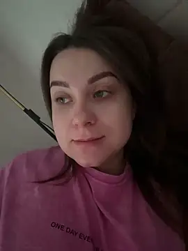 ellie ssexy online show from February 14, 2026, 5:29 am