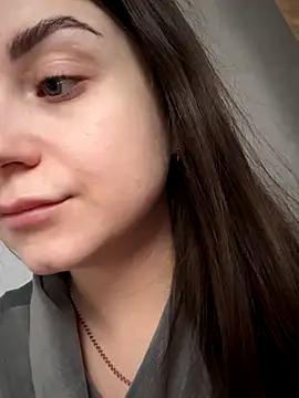 ellie ssexy online show from December 1, 2025, 5:19 am