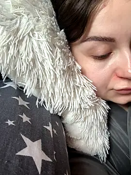 ellie ssexy online show from November 9, 2025, 5:22 am