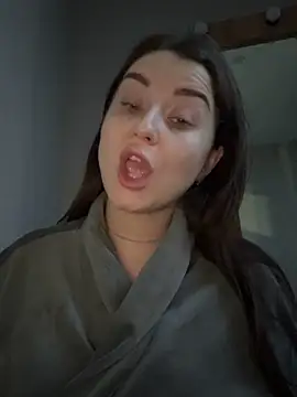 ellie ssexy online show from October 28, 2025, 4:13 am