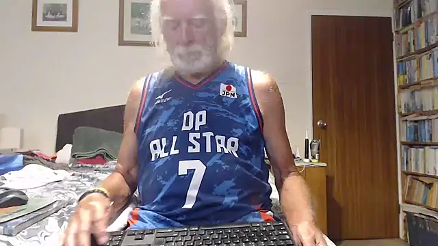 WaverlyKernow online show from August 5, 2026, 9:25 am