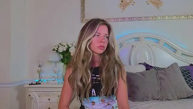 Real Tini online show from September 9, 2025, 11:41 am