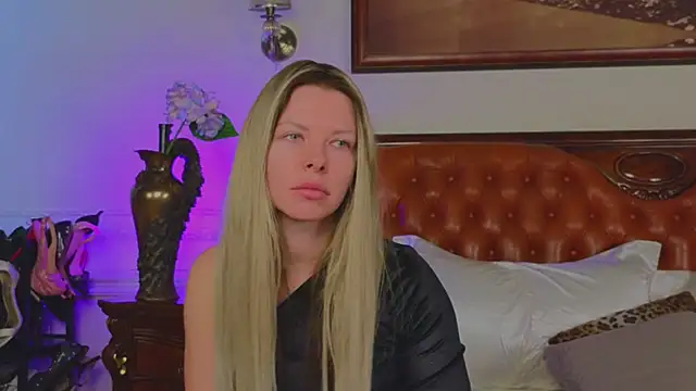 Real Tini online show from March 2, 2026, 7:48 am