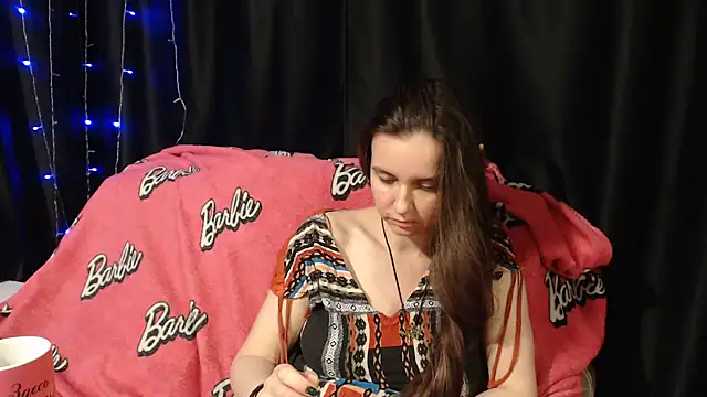 Snapshot of Milana69 chatting on December 3, 2025, 4:17 pm Milana69 online show from December 3, 2025, 4:17 pm