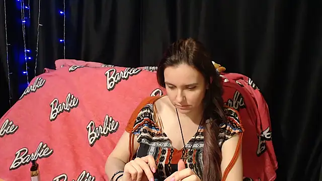 Snapshot of Milana69 chatting on November 21, 2025, 6:07 pm Milana69 online show from November 21, 2025, 6:07 pm