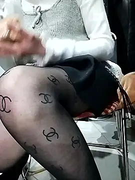  Vitamin Sex  online show from January 14, 2026, 3:43 am