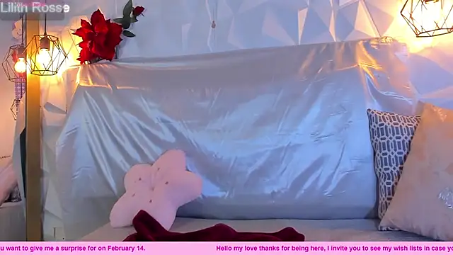 Snapshot of lilith__rosse chatting on February 19, 2025, 7:37 pm lilith rosse online show from February 19, 2025, 7:37 pm