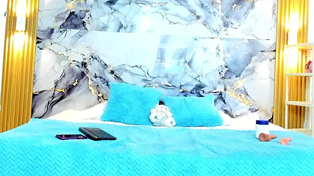 luna hoott online show from November 14, 2025, 1:37 pm