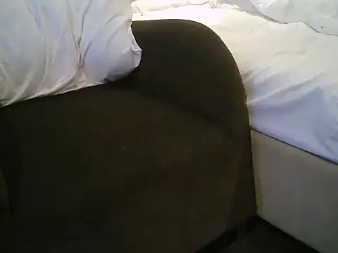 monty lonely4u online show from February 12, 2026, 3:17 am