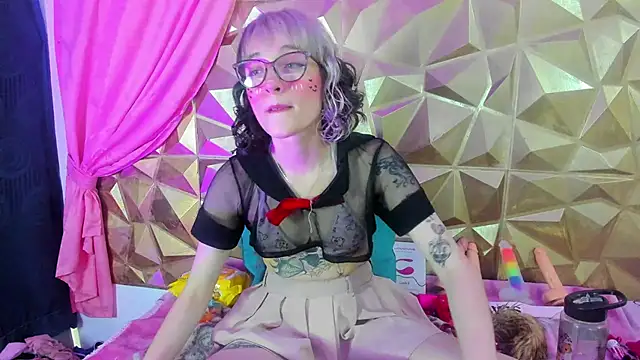 Snapshot of neeko_princes chatting on February 3, 2025, 3:38 pm neeko princes online show from February 3, 2025, 3:38 pm