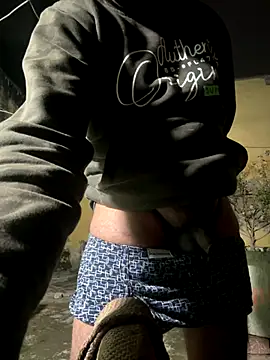 Snapshot of girls_lovers90 chatting on December 18, 2025, 4:22 pm girls lovers90 online show from December 18, 2025, 4:22 pm