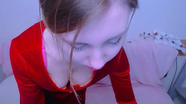 AliceFire  online show from April 21, 2026, 10:44 am