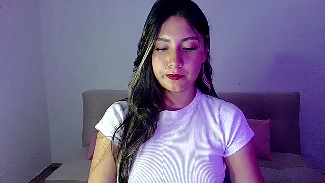 Lia 14  online show from February 17, 2026, 12:08 am