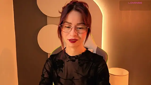 Snapshot of rosse_98_ chatting on May 16, 2026, 2:27 pm rosse 98 online show from May 16, 2026, 2:27 pm