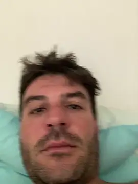 bruno106969 online show from April 8, 2026, 2:13 am