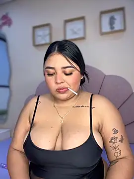 Emily cooper20 online show from October 29, 2025, 12:20 am