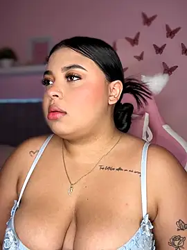 Snapshot of Emily_cooper20 chatting on January 6, 2026, 1:53 am Emily cooper20 online show from January 6, 2026, 1:53 am