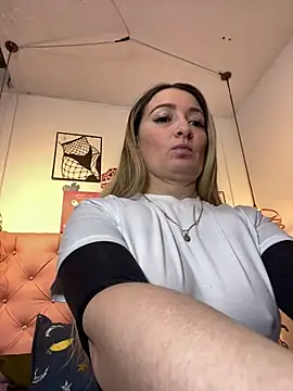 Snapshot of antonella87 chatting on June 11, 2026, 8:50 pm antonella87 online show from June 11, 2026, 8:50 pm
