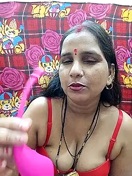 reemacouple007 online show from October 21, 2025, 6:07 pm