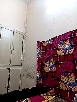 reemacouple007 online show from September 17, 2025, 6:15 am