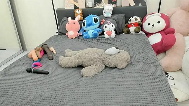 dolly ll online show from April 3, 2026, 1:28 pm