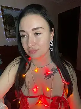 Snapshot of Roxana_Bell chatting on December 26, 2024, 12:46 am Roxana Bell online show from December 26, 2024, 12:46 am