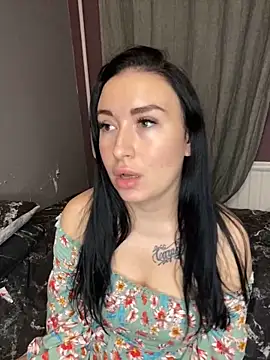 Snapshot of Roxana_Bell chatting on December 13, 2024, 9:51 pm Roxana Bell online show from December 13, 2024, 9:51 pm