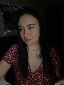 Snapshot of Roxana_Bell chatting on December 24, 2024, 9:55 pm Roxana Bell online show from December 24, 2024, 9:55 pm