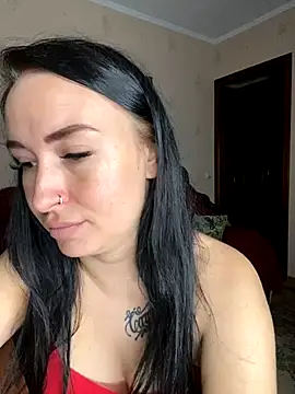 Snapshot of Roxana_Bell chatting on September 13, 2025, 7:14 pm Roxana Bell online show from September 13, 2025, 7:14 pm