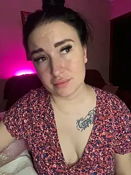 Snapshot of Roxana_Bell chatting on March 12, 2025, 1:25 am Roxana Bell online show from March 12, 2025, 1:25 am
